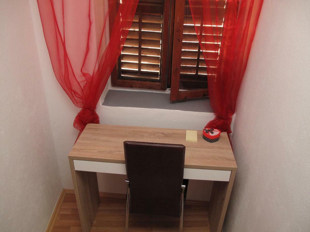 Illy City Centre Apartment Šibenik Eksteriør billede