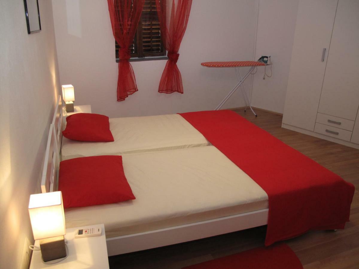 Illy City Centre Apartment Šibenik Eksteriør billede